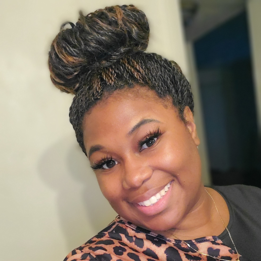 Meet your Posher, Khadijah